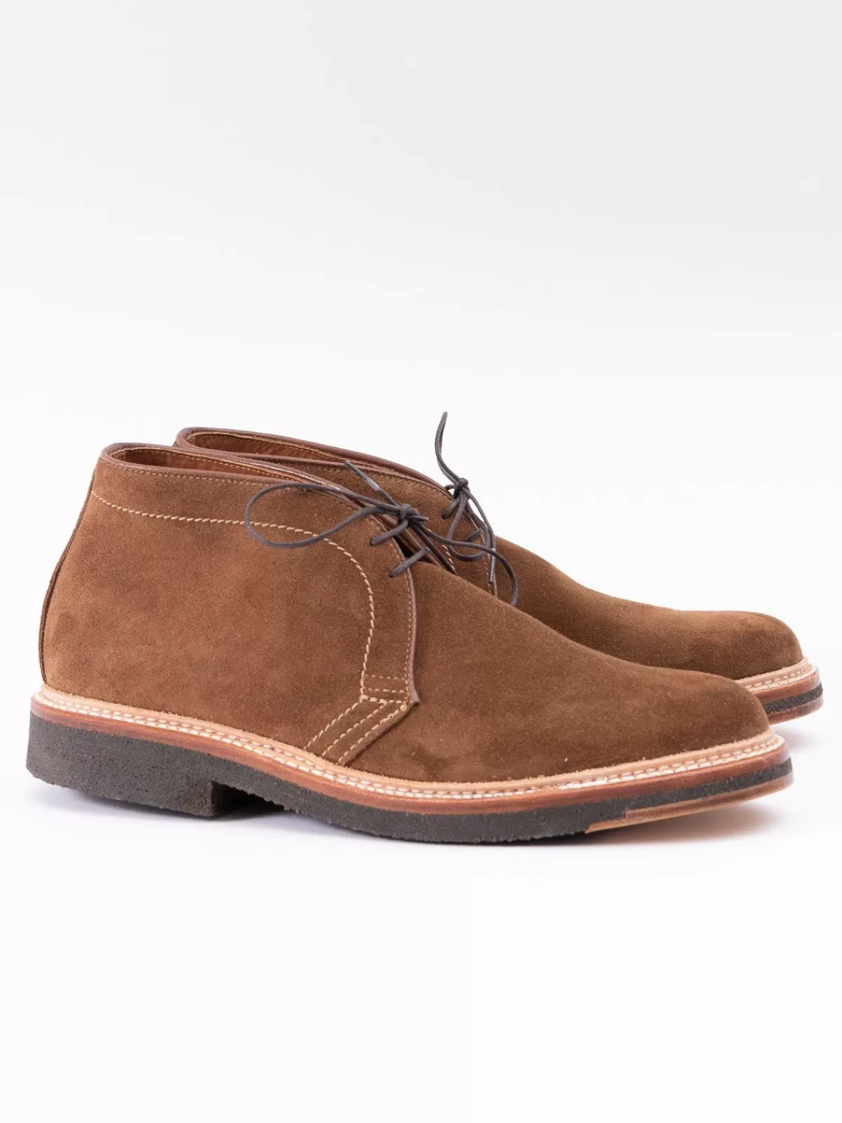 Snuff Suede Chukka With Crepe Sole^Alden for The Bureau Online